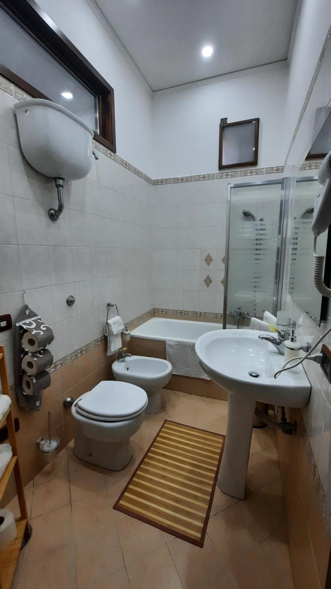 White Home 2 San Gregorio 14 Неаполь Экстерьер фото